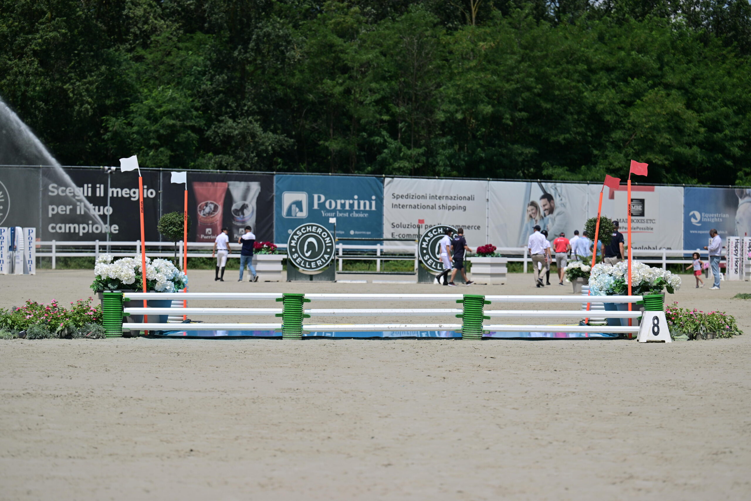 Ostacoli, fossi e riviere personalizzati per concorsi ippici